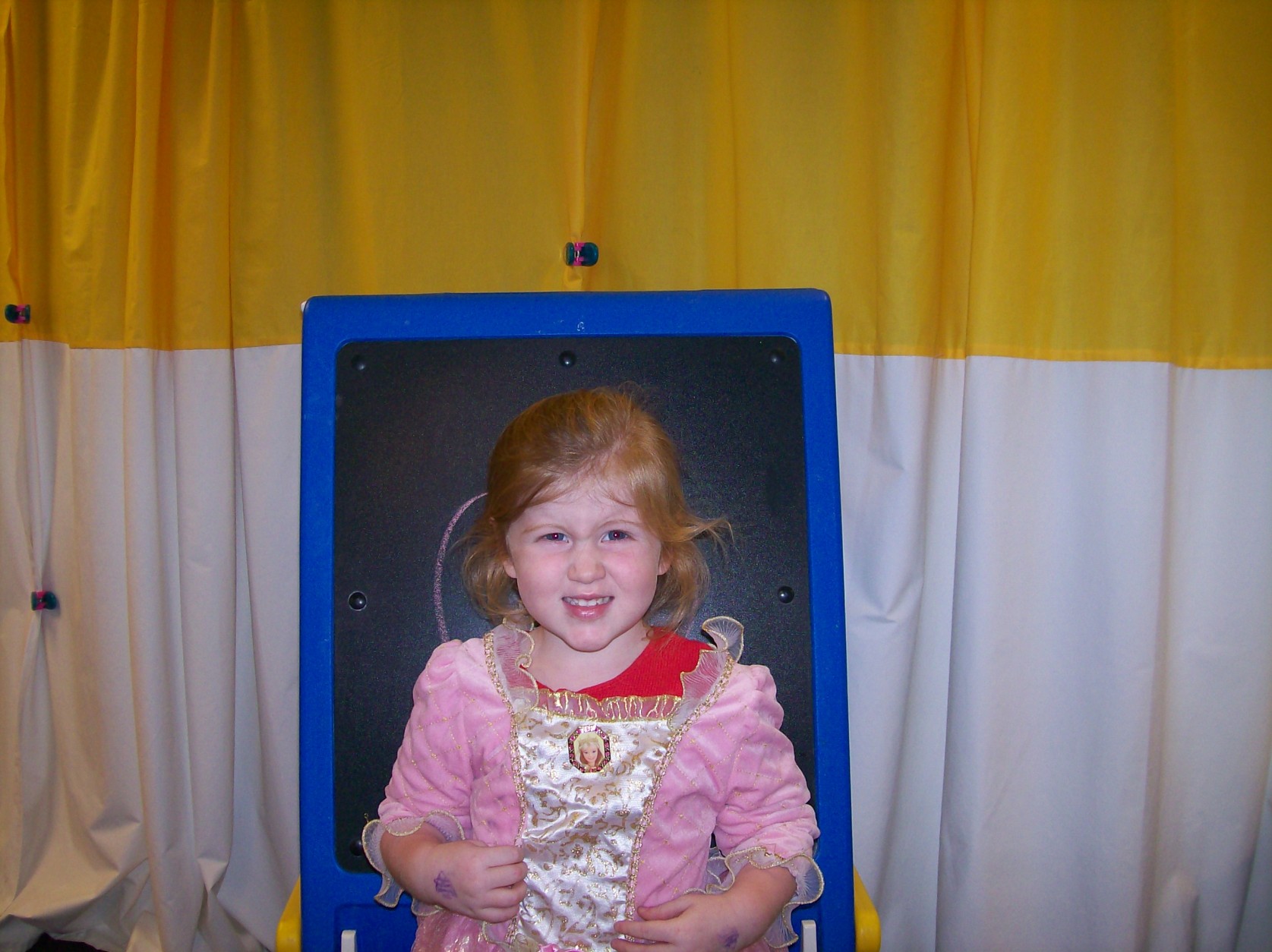 12008princesspose.jpg